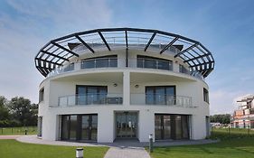 Balatonparti Gyoengyszem